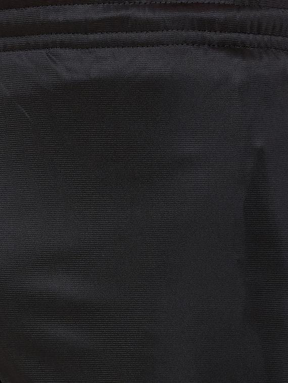 black solid short - 18510477 - Standard Image - 4