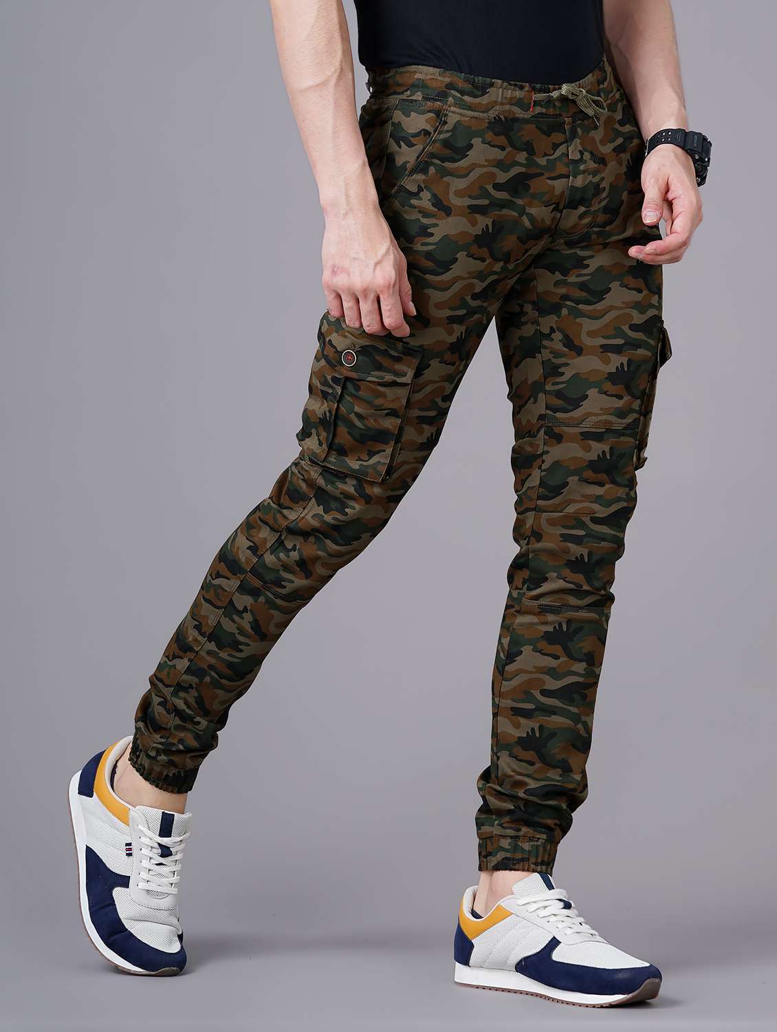 camouflaged cargo casual trouser - 18512137 -  Standard Image - 1