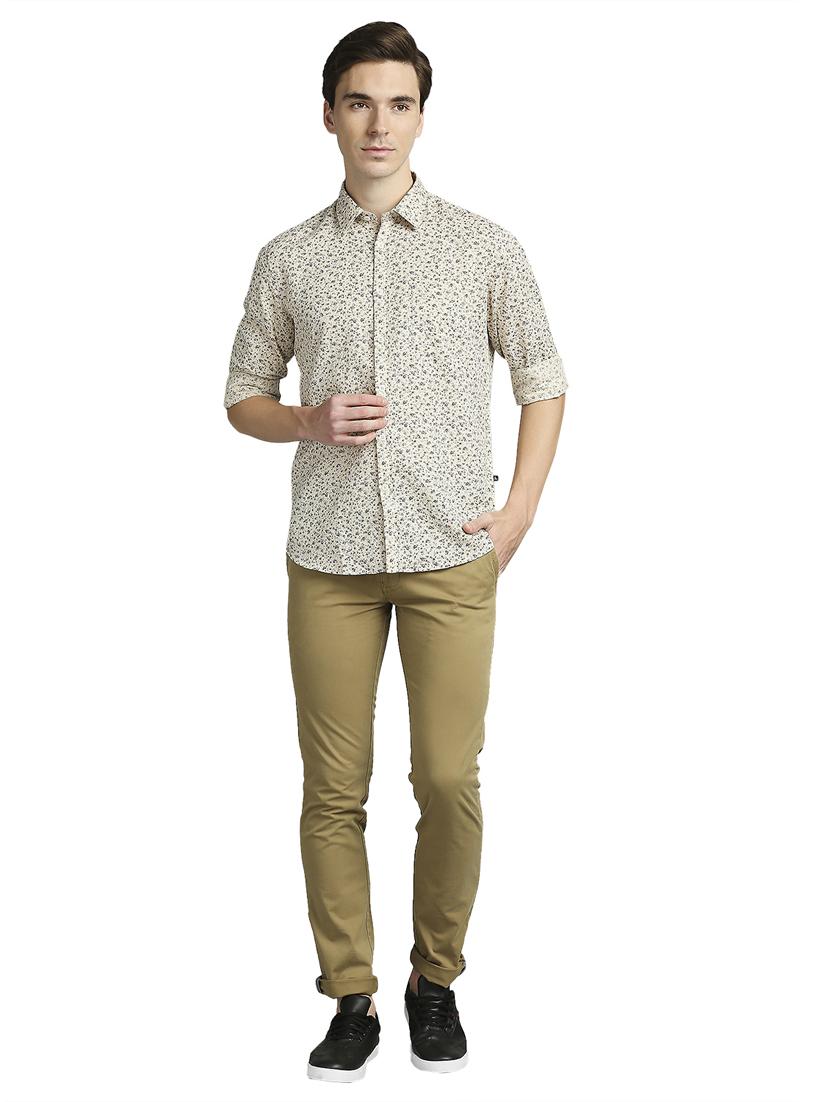 khaki solid casual trouser - 18513777 - Standard Image - 4