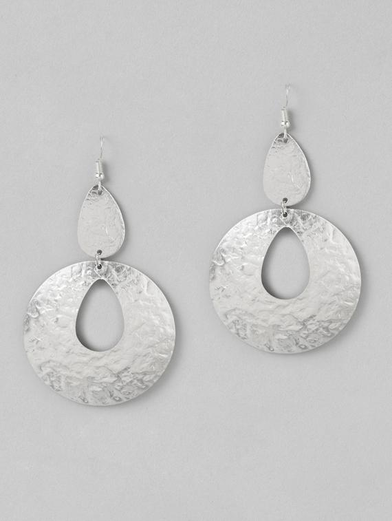 silver metal drop earring - 18513829 -  Zoom Image - 0