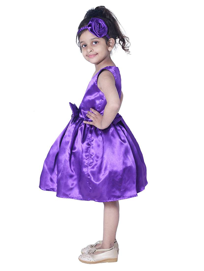 girls v neck sleeveless frock - 18517337 -  Standard Image - 1