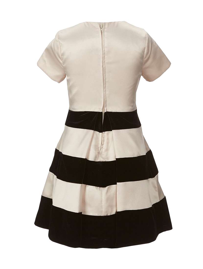 girls round neck short sleeves frock - 18517419 -  Standard Image - 1