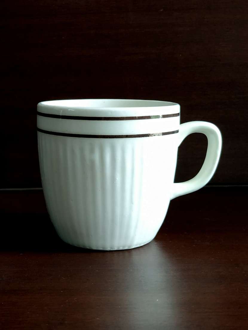 designer set of 6 cups | cup set | tea cups | set of 6 cups | ceramic - 18519754 -  Standard Image - 4