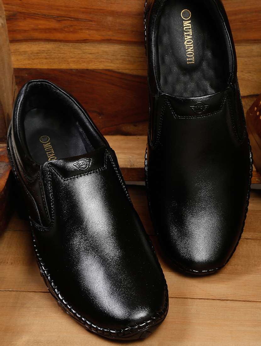 mens black solid slip on 