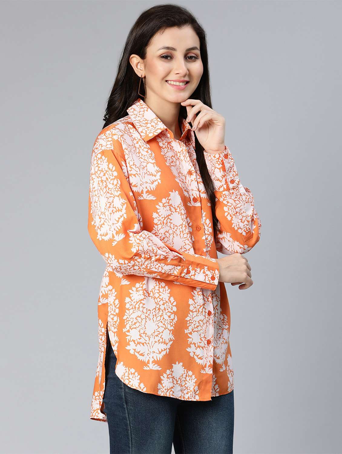 long sleeved striped regular shirt - 18523667 - Standard Image - 1
