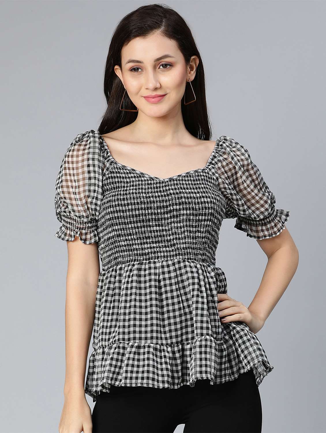 women's tiered sweetheart neck top