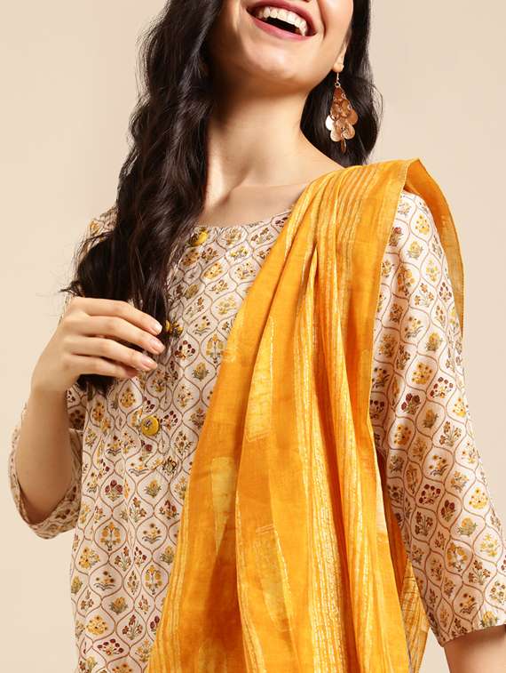 women three quarter sleeve kurta pant with dupatta set - 18532048 -  Standard Image - 4