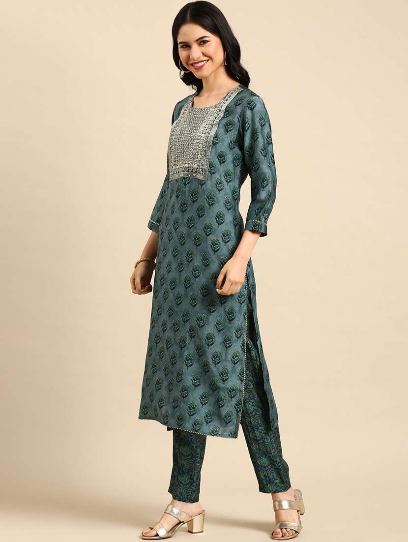 women floral kurta pant set with dupatta