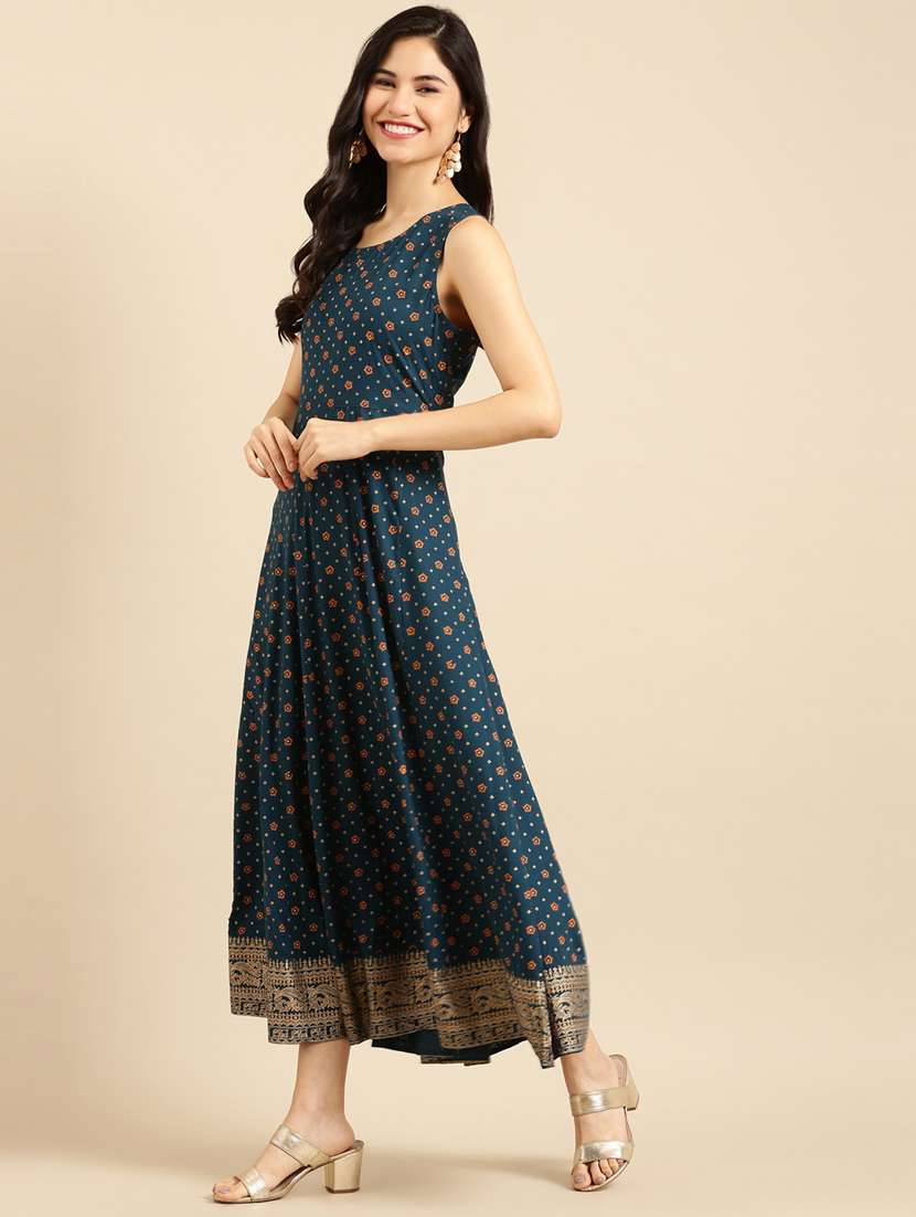 women's flared kurta