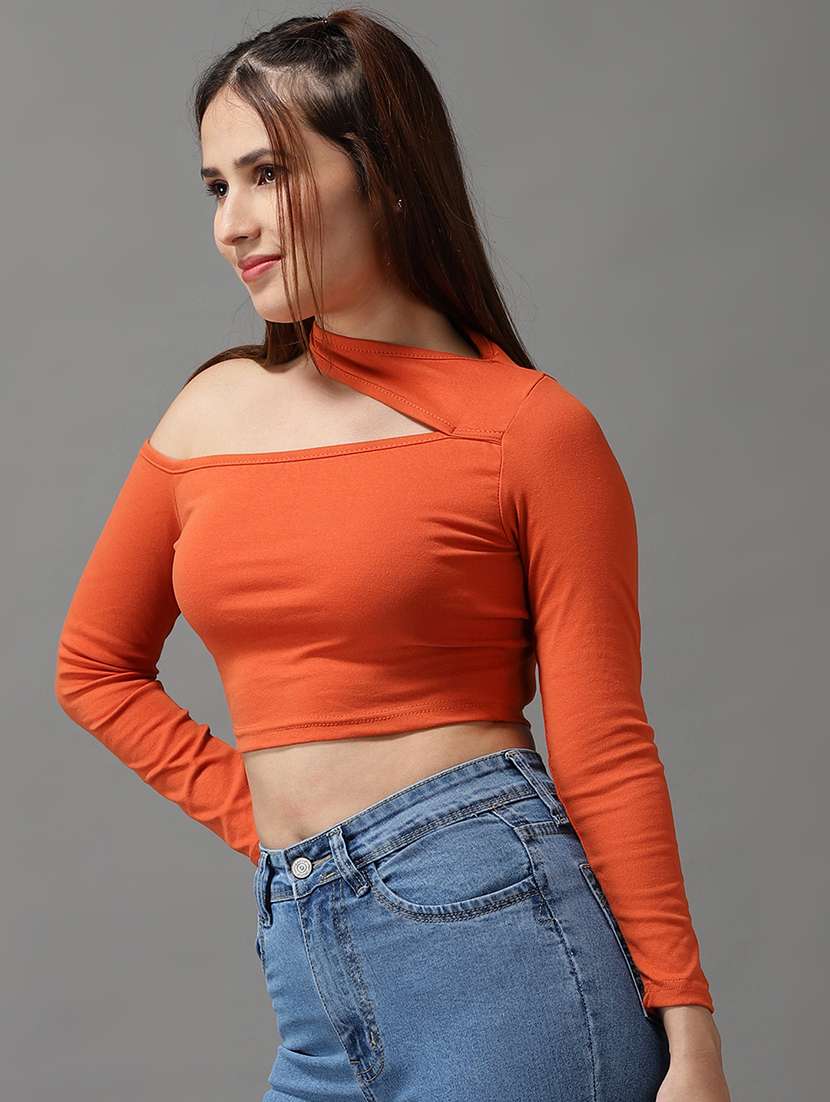 cut out shoulder crop top - 18532256 -  Standard Image - 1