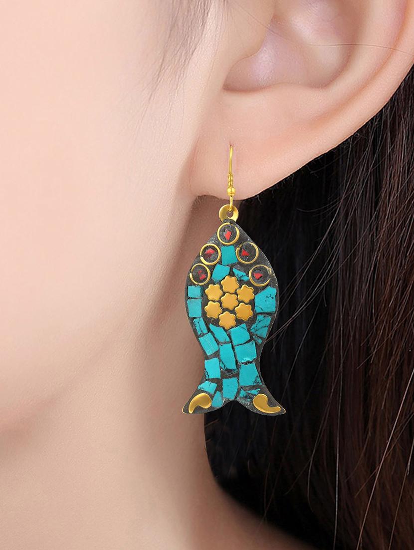 women handmade drop earring - 18534284 -  Standard Image - 1