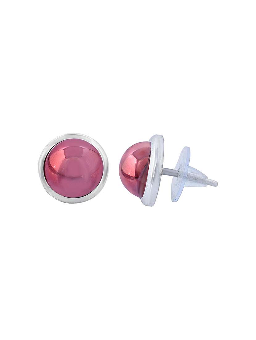 women pink stud earring  - 18534351 -  Standard Image - 1