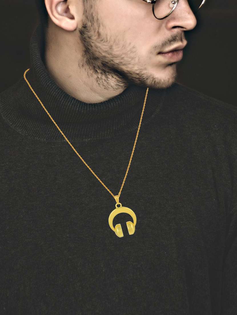 gold plated pendant - 18535781 - Standard Image - 4