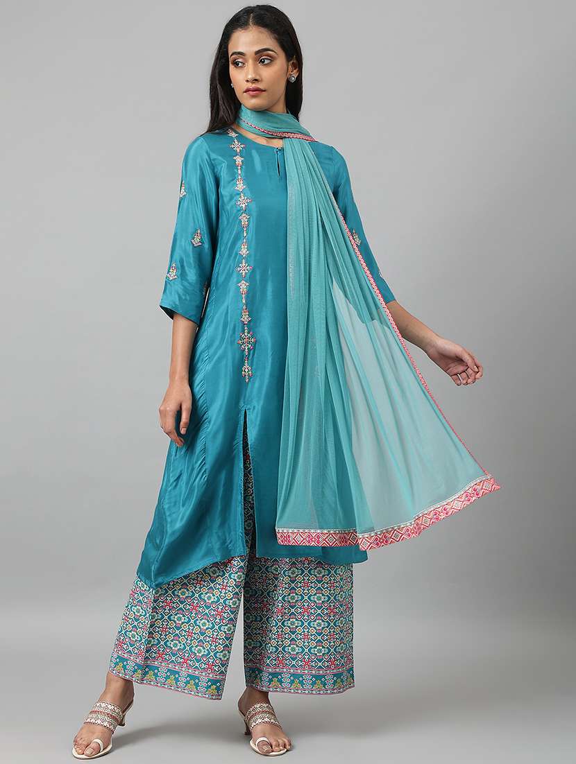 plain lace detailed dupatta