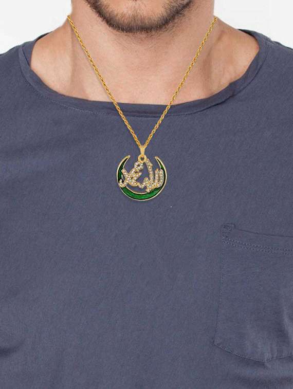 gold plated pendant - 18536159 -  Standard Image - 1