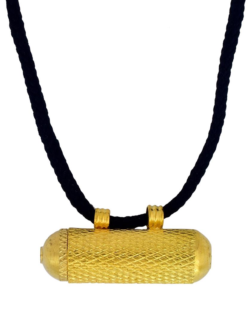 gold plated pendant - 18536543 -  Standard Image - 1