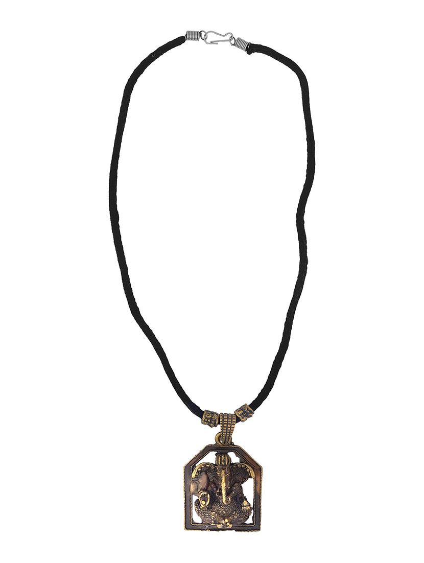 gold brass pendant - 18536560 -  Standard Image - 1