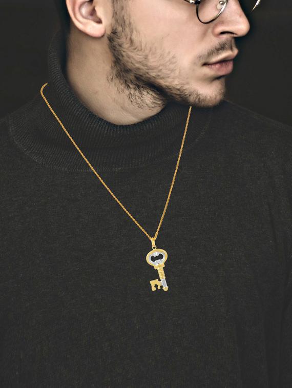 gold plated pendant - 18536620 -  Standard Image - 1