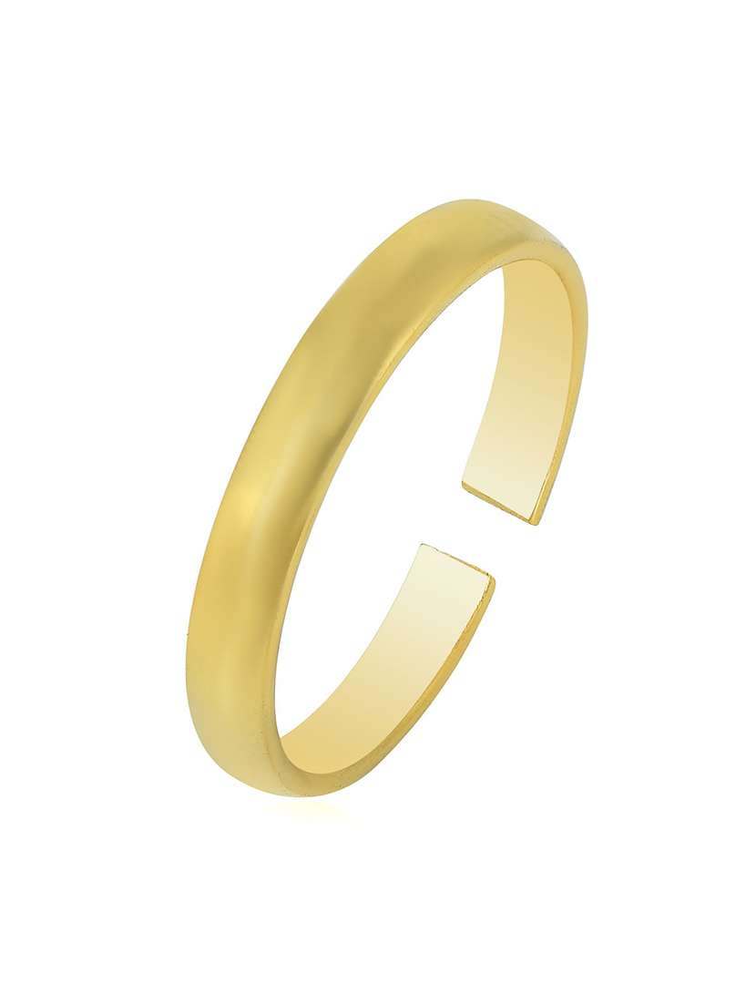 gold plated finger ring - 18536969 -  Standard Image - 1