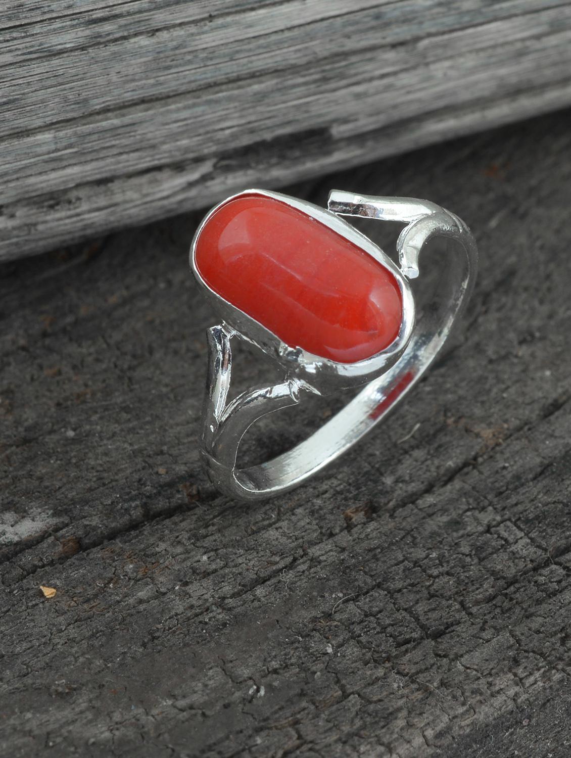 silver plated finger ring - 18536988 -  Standard Image - 1