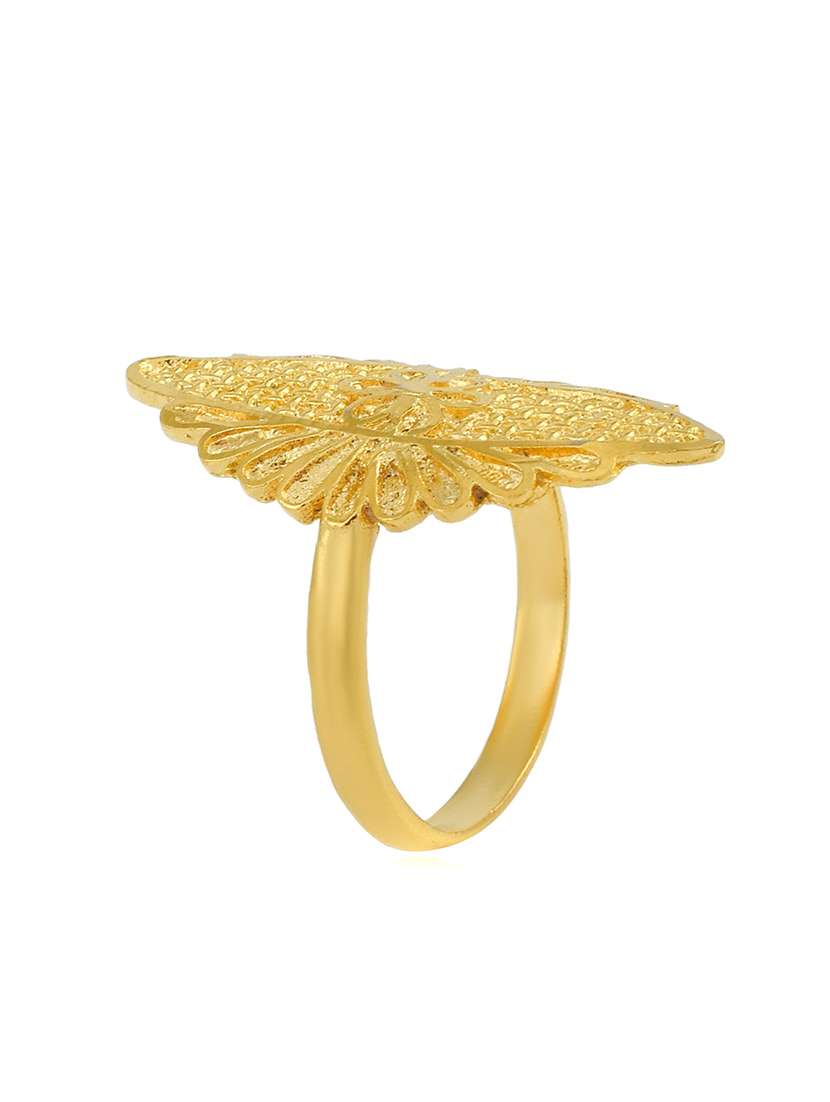 gold plated finger ring - 18537020 -  Standard Image - 1