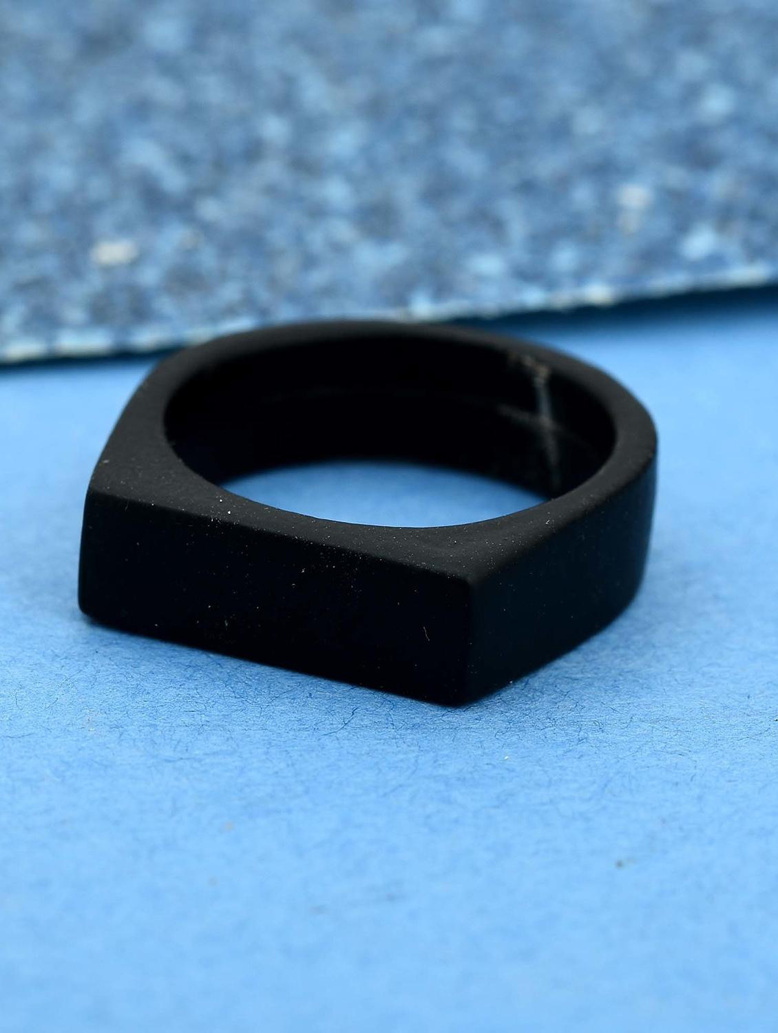 black brass finger ring - 18537040 - Standard Image - 1