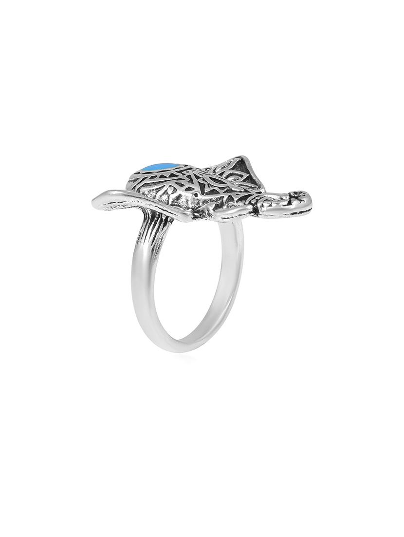 silver plated finger ring - 18537049 -  Standard Image - 1