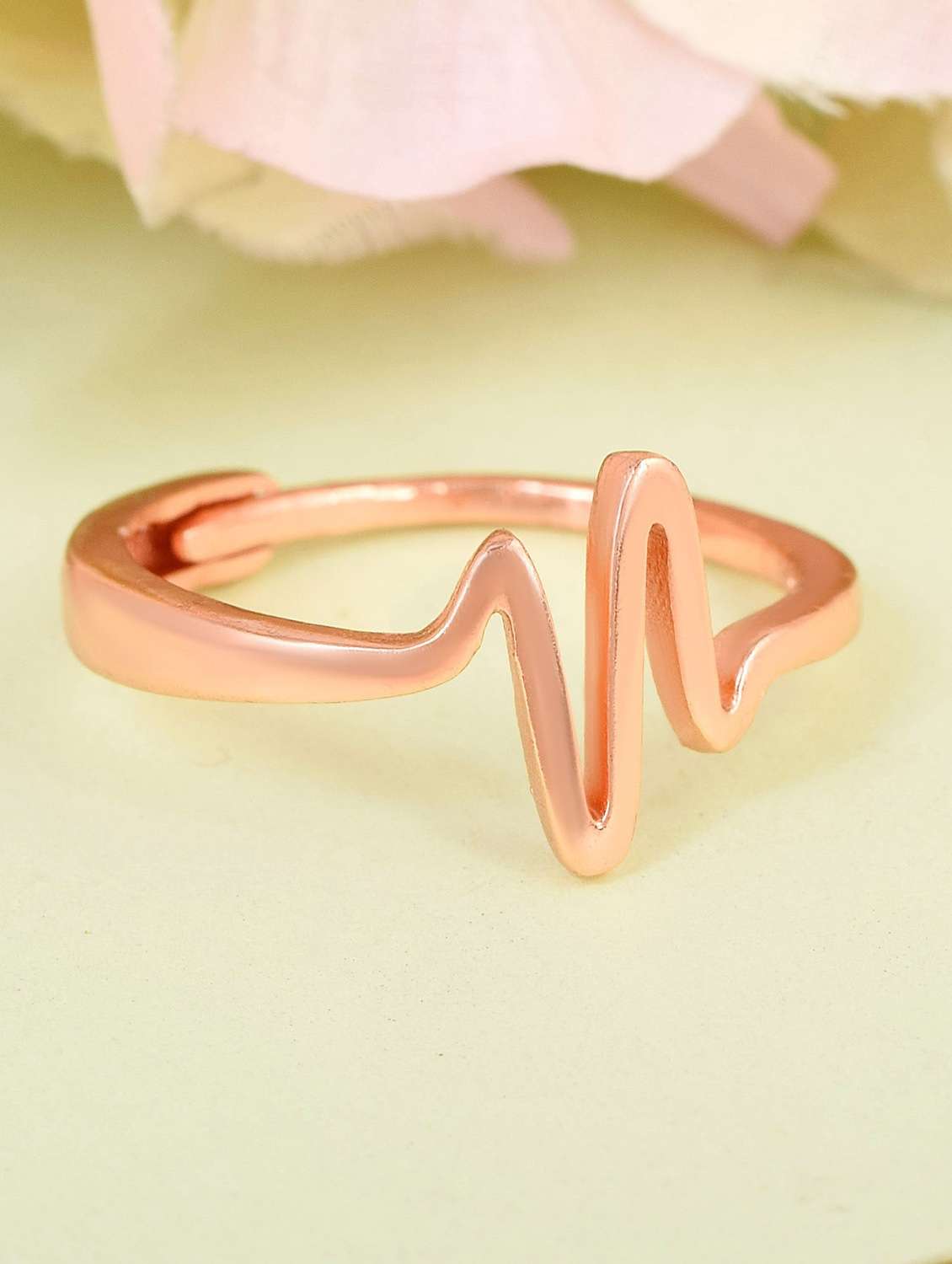 gold plated finger ring - 18537070 -  Standard Image - 1