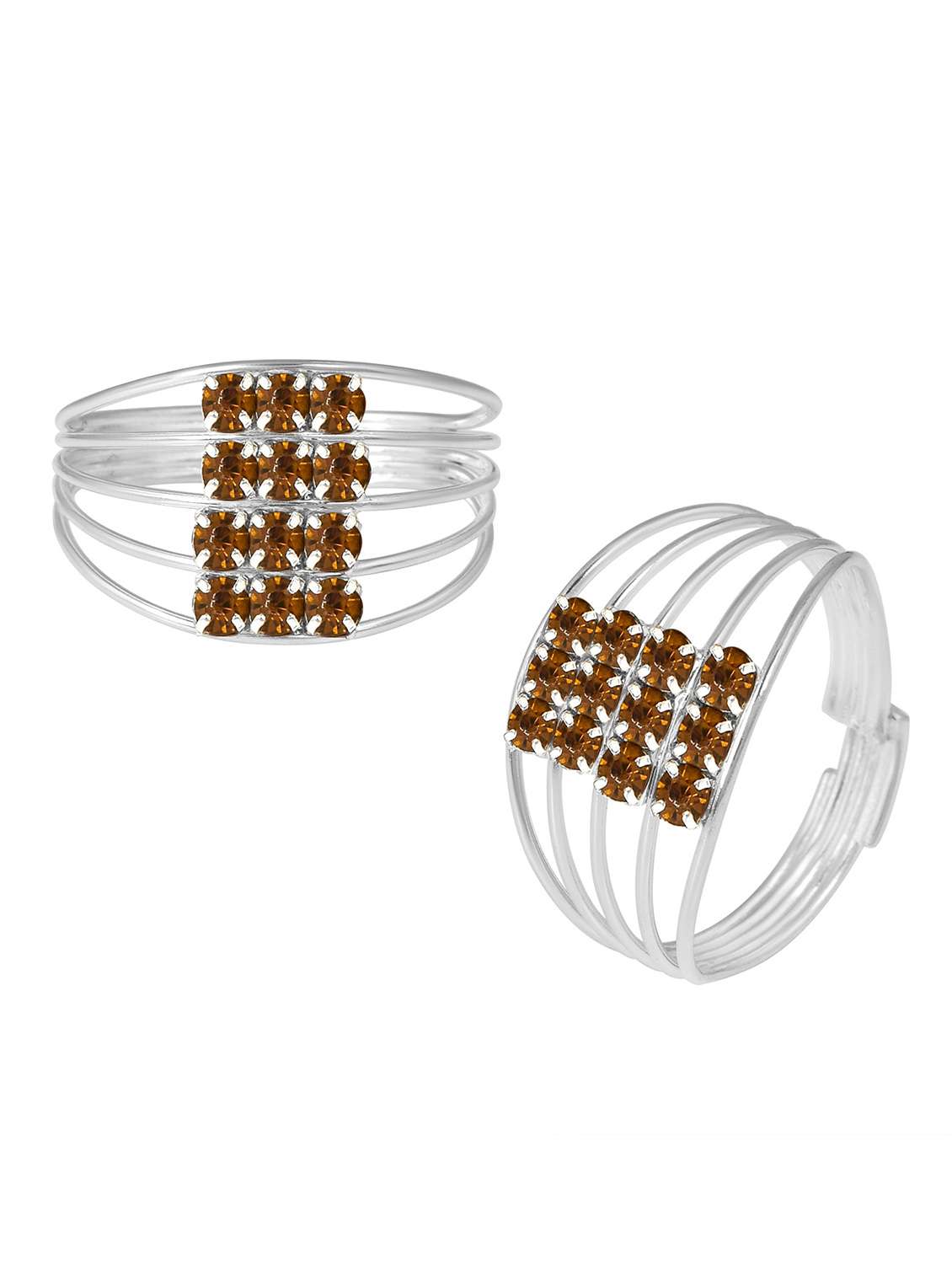 silver toe ring - 18537139 -  Standard Image - 1