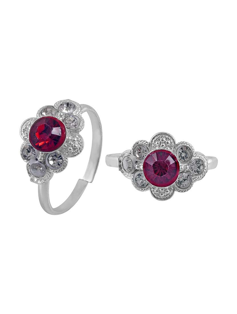 silver pleated toe ring - 18537171 -  Standard Image - 1