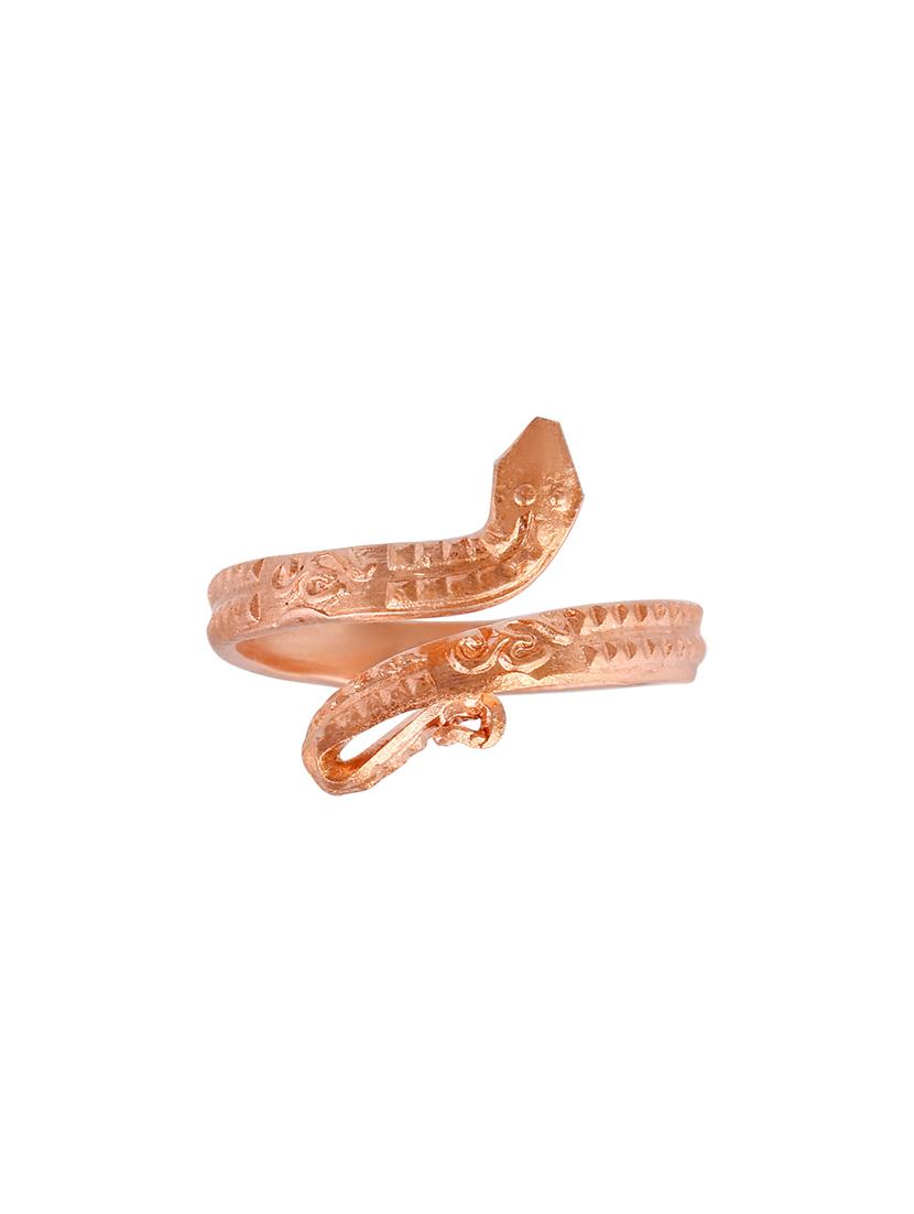 copper metal finger ring - 18537206 -  Standard Image - 1
