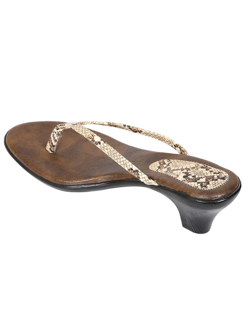women animal print toe separator sandal - 18537287 - Standard Image - 1