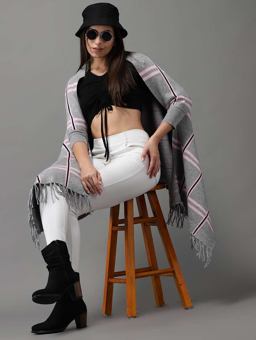 fringed hem checkered poncho - 18545238 -  Standard Image - 4