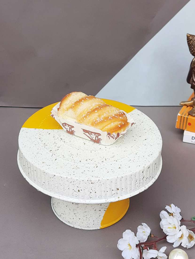 color palette cake plate cum organiser - 18547774 -  Zoom Image - 0