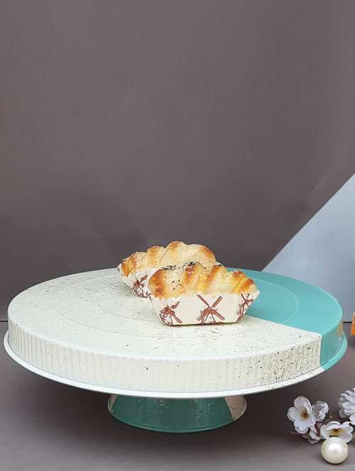 color palette cake plate cum organiser - 18547778 - Standard Image - 0