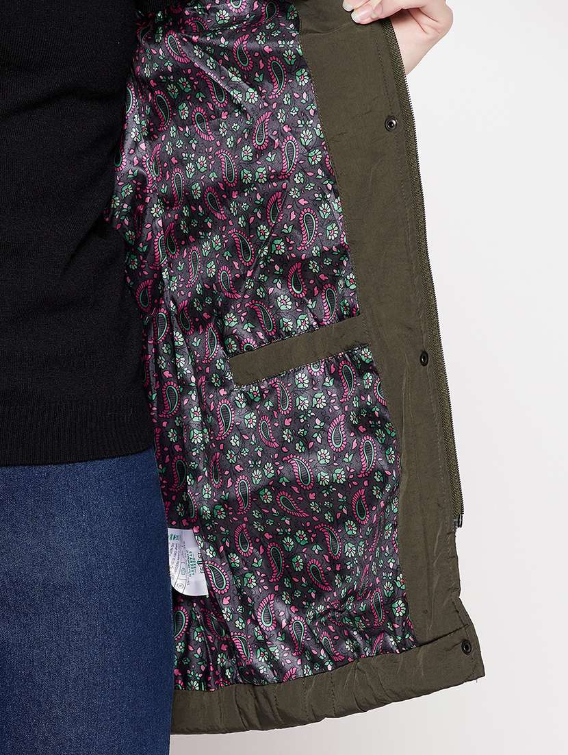 long sleeved solid quilted & padded jacket - 18548451 -  Standard Image - 4