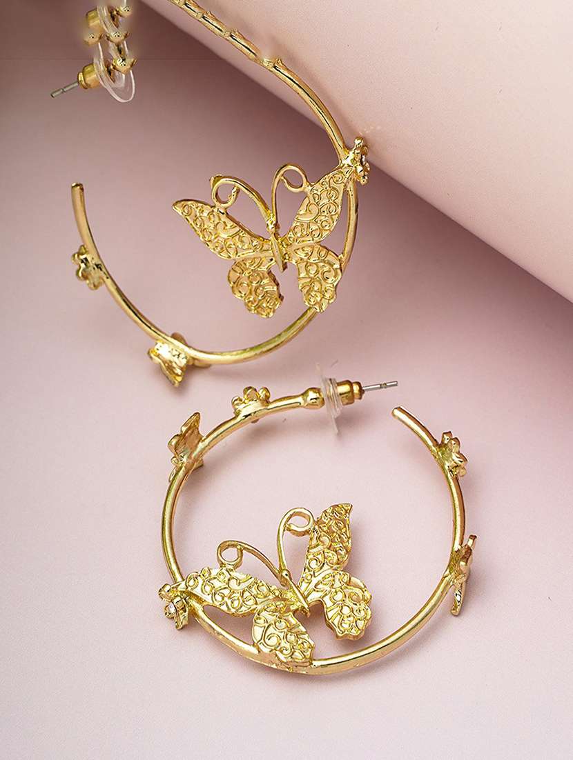 gold metal hoop earring