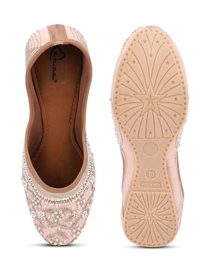 women embellished slip on mojaris - 18559768 -  Standard Image - 4