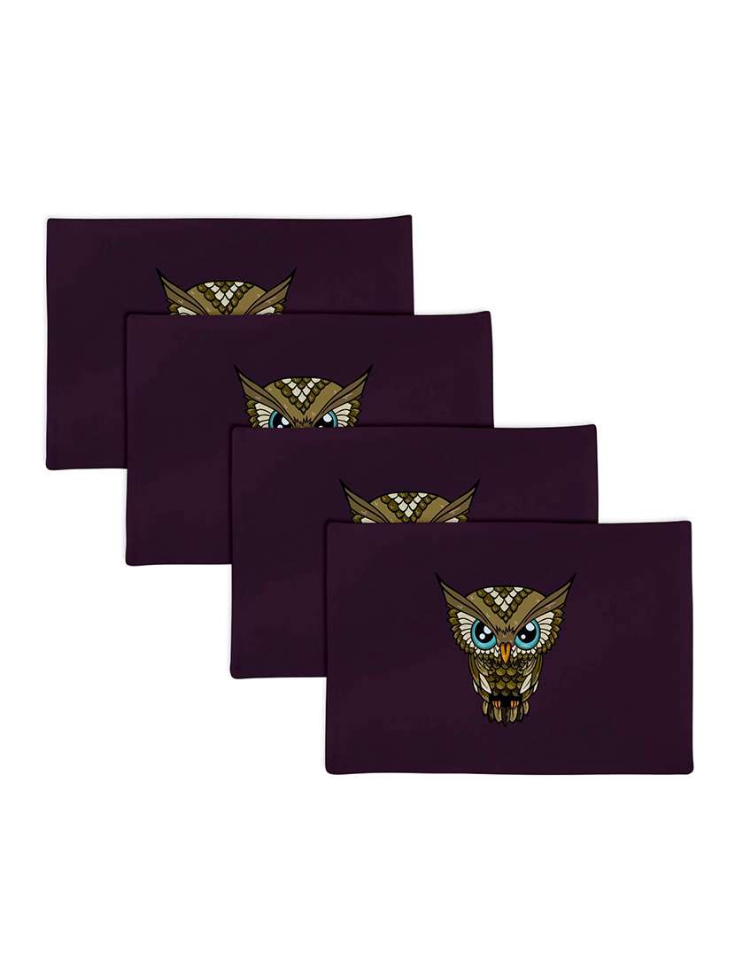 set of printed dining table placemats