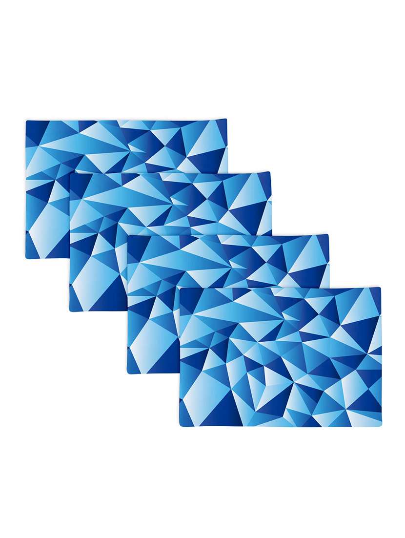 set of printed dining table placemats