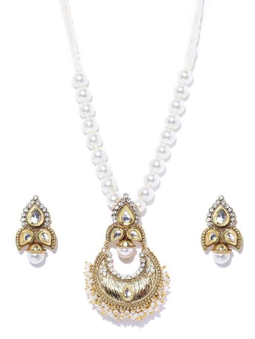 gold plated pendant set  - 18565729 -  Standard Image - 0