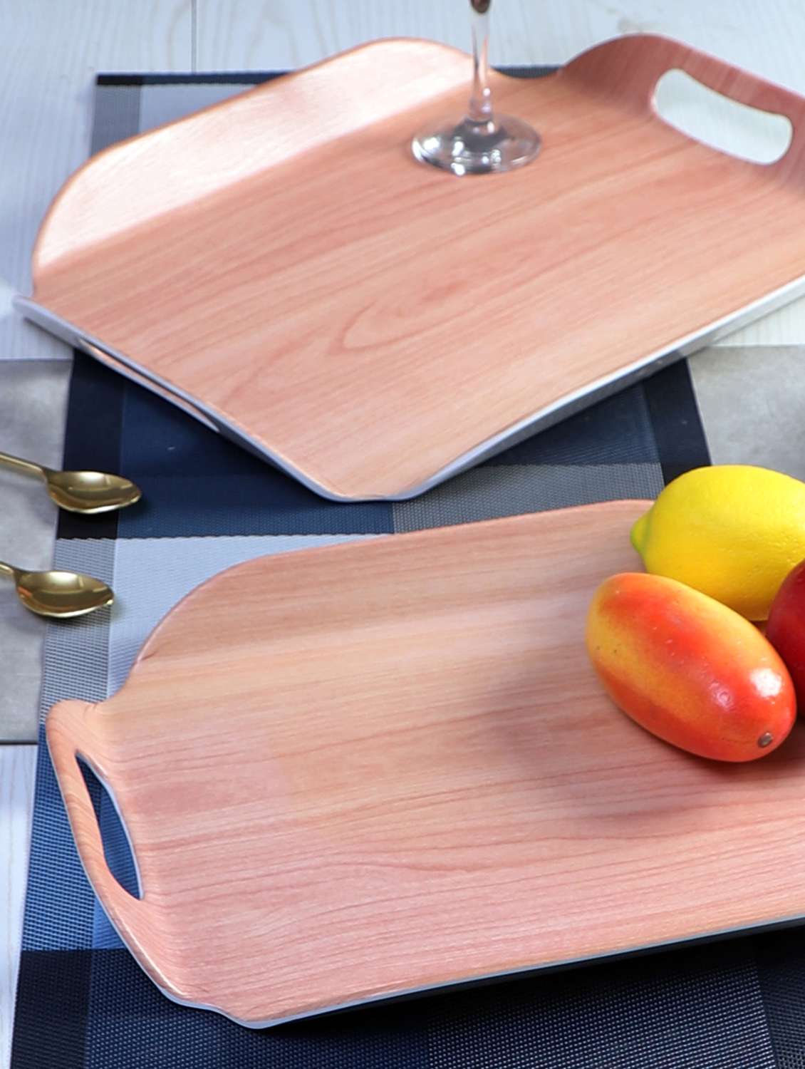 set of 2 melamine tray 