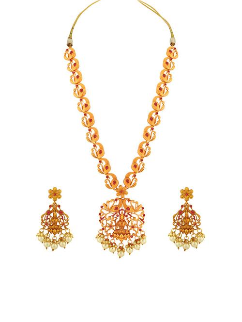 gold brass set - 18566754 - Standard Image - 0