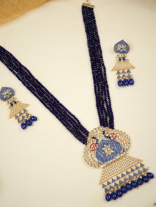 gold plated necklace set - 18566784 -  Standard Image - 0