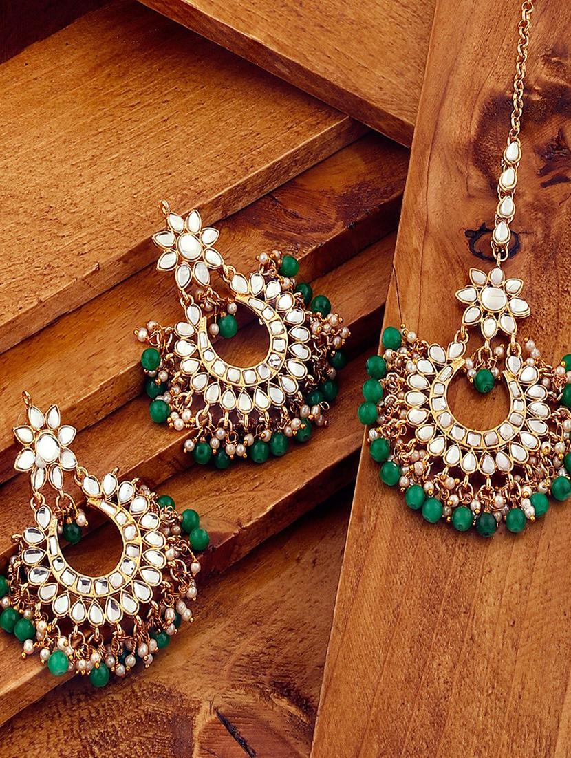 gold plated earring maang tikka set - 18566801 -  Zoom Image - 0