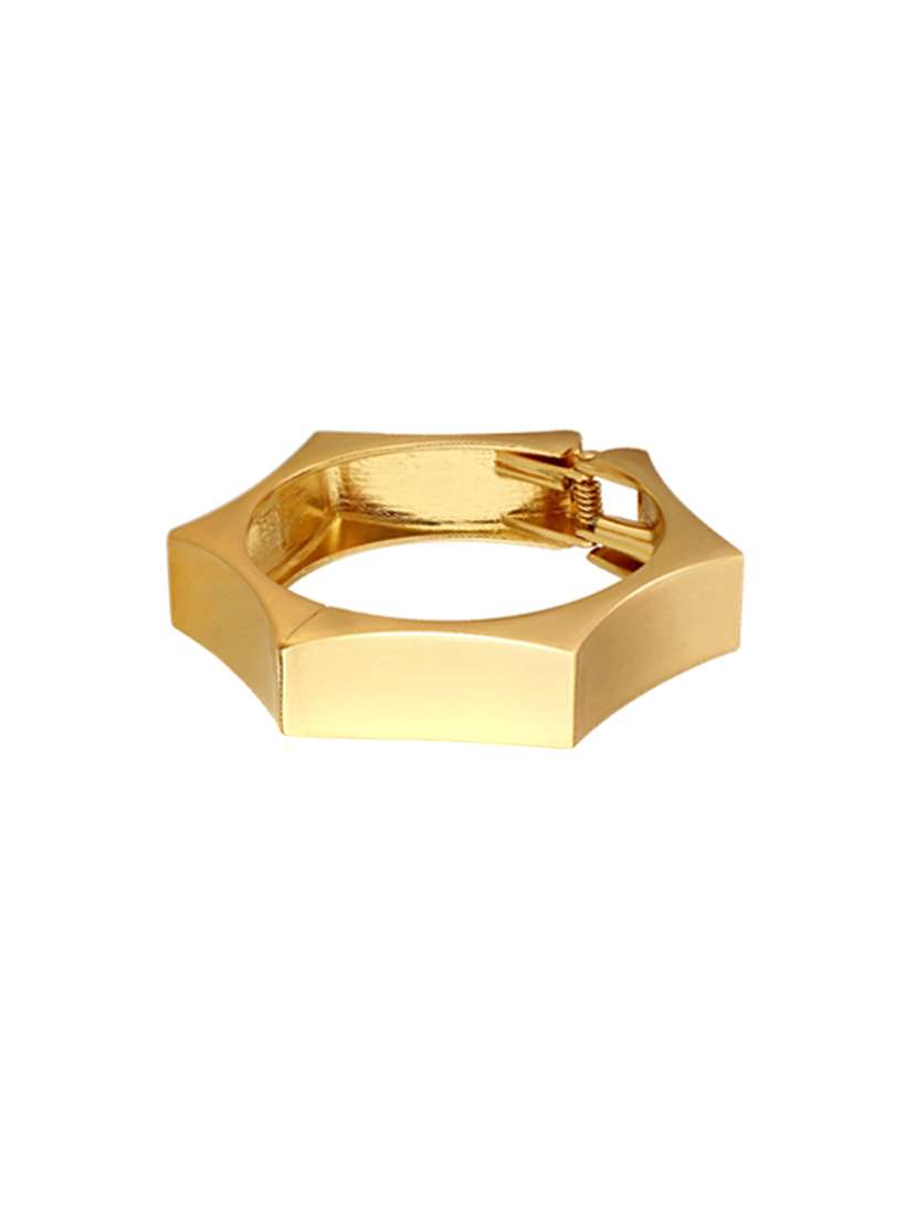 gold plated bracelet - 18566987 -  Standard Image - 1