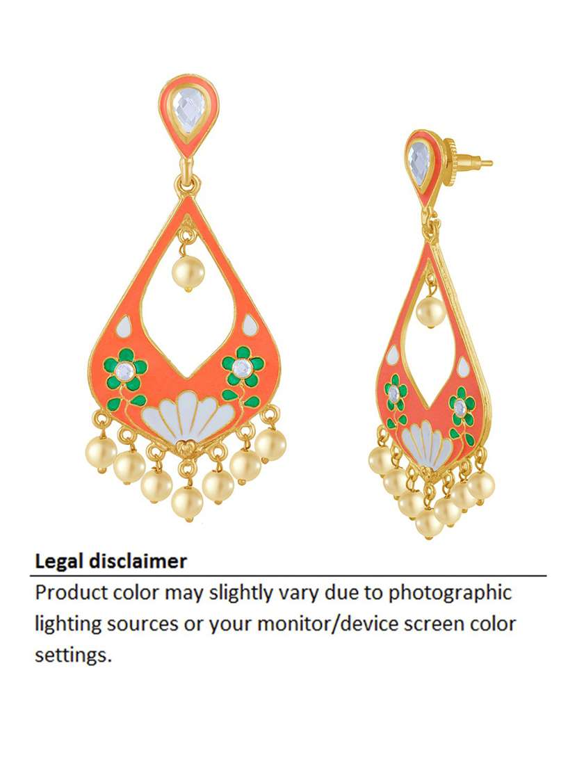gold plated earring - 18567108 -  Standard Image - 1