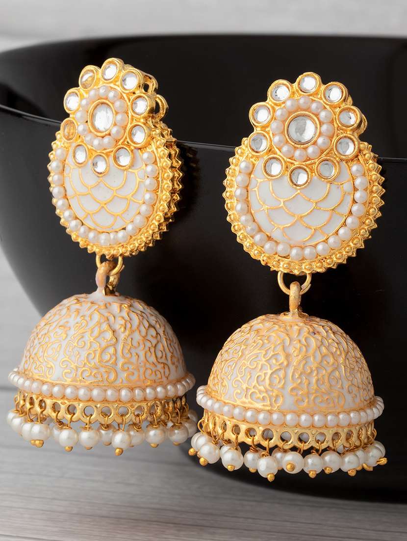 white metal jhumka earring