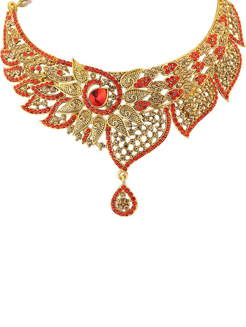 red metal set - 18567473 - Standard Image - 1