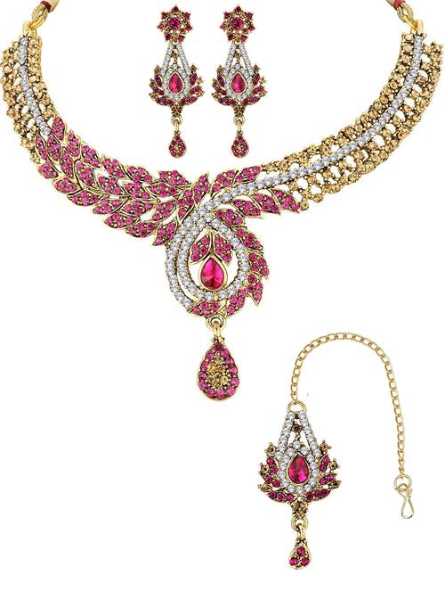 purple metal set - 18567477 -  Standard Image - 0